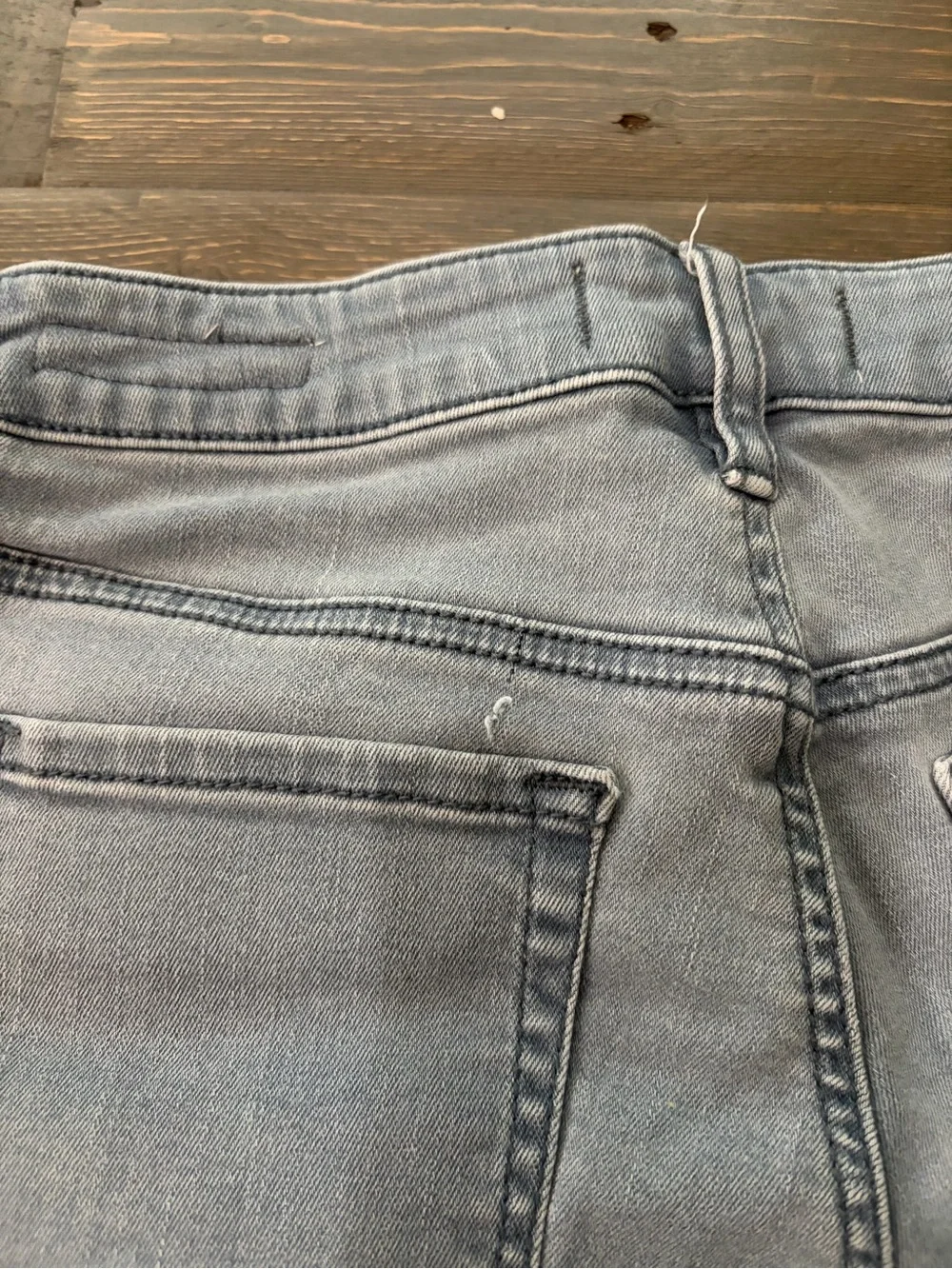PacSun Bullhead Women’s Distressed Denim Shorts Size 26 Light Wash Cuffed